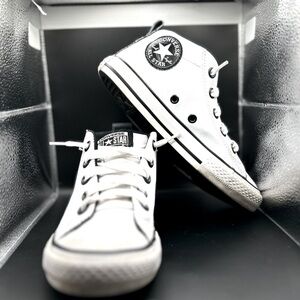 Big Kids | Size 1 | Leather All Star Converse